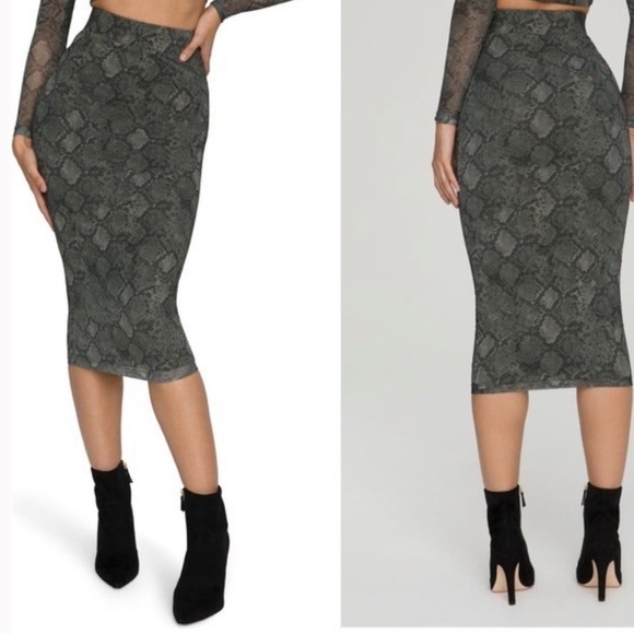 NEW Good American Mesh Midi Length Skirt Hunter Green Snake Size Large - Picture 1 of 5